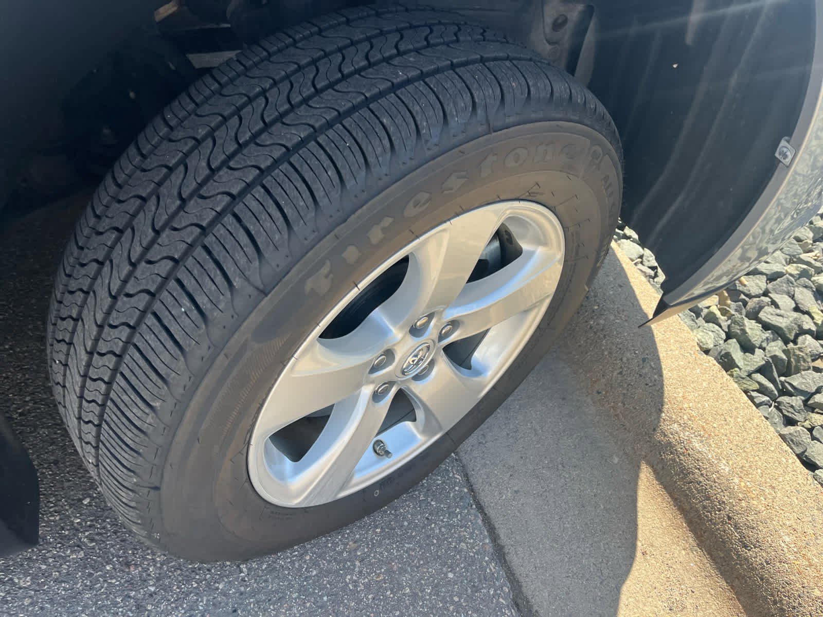 Used 2015 Toyota Sienna LE FWD image 11