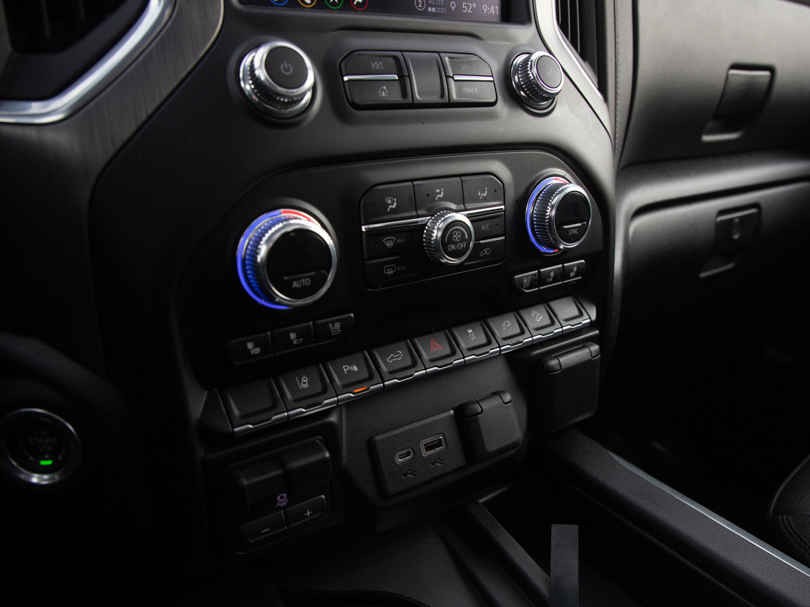 Used 2023 GMC Sierra 3500 Denali image 21