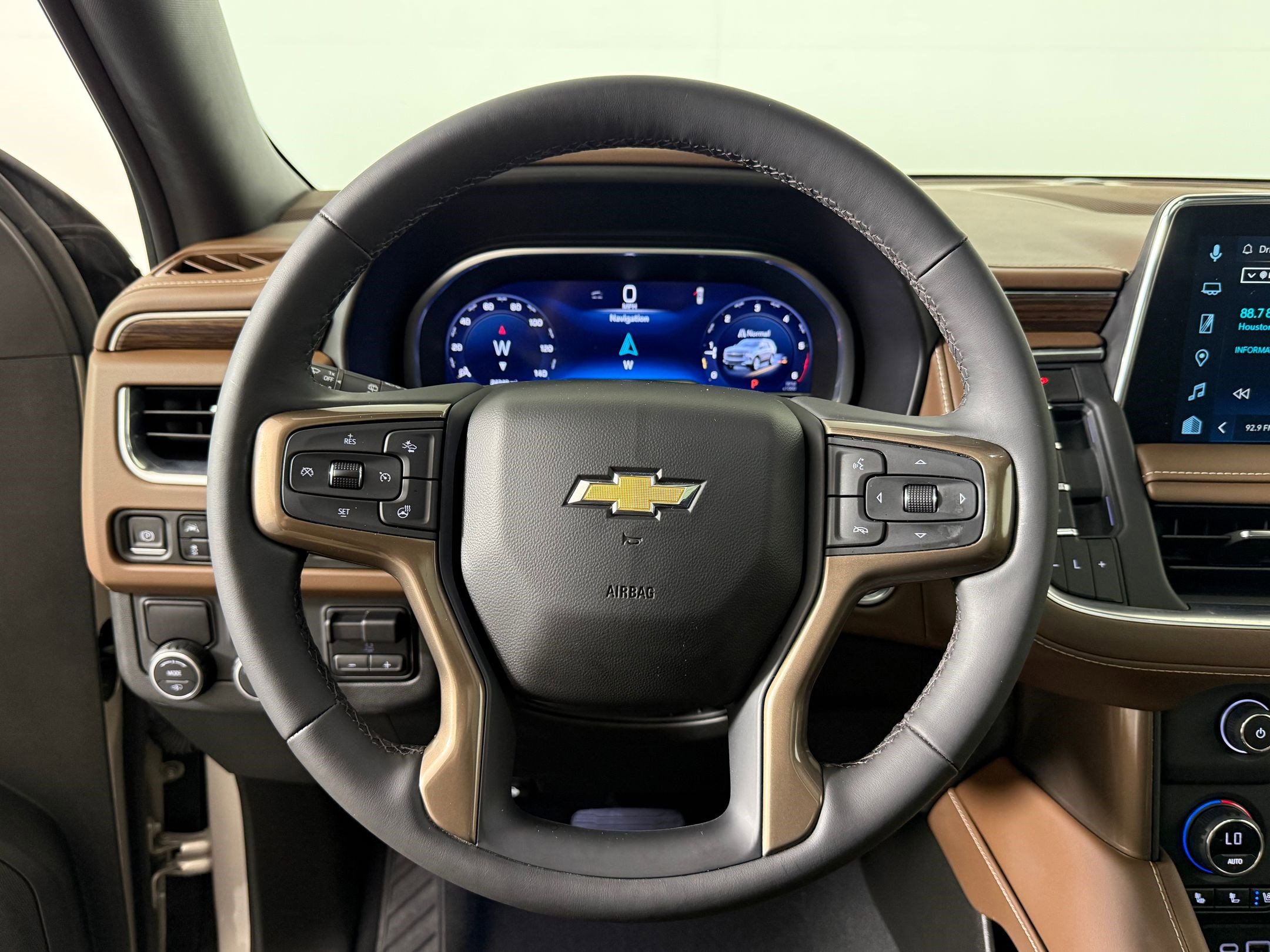 Used 2023 Chevrolet Tahoe High Country image 16