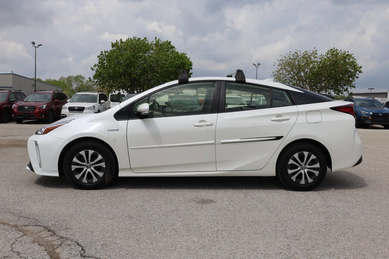 Used 2019 Toyota Prius LE AWD/4WD image 8