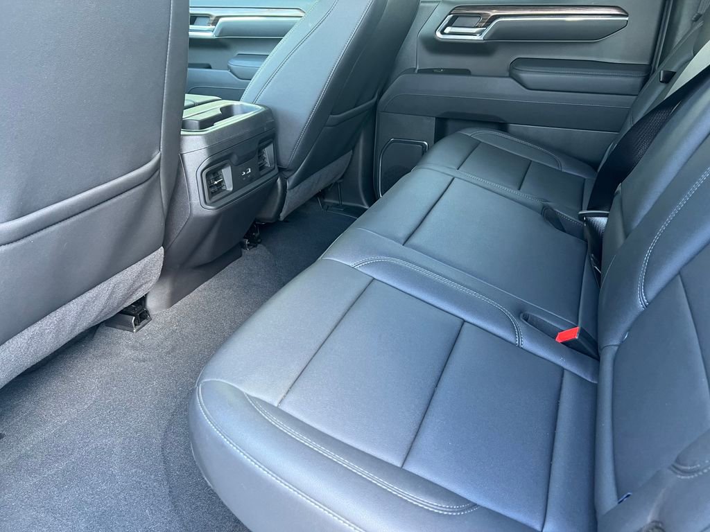 Used 2025 Chevrolet Silverado 1500 LT Trail Boss w/ LT Trail Boss Premium Package AWD/4WD image 13