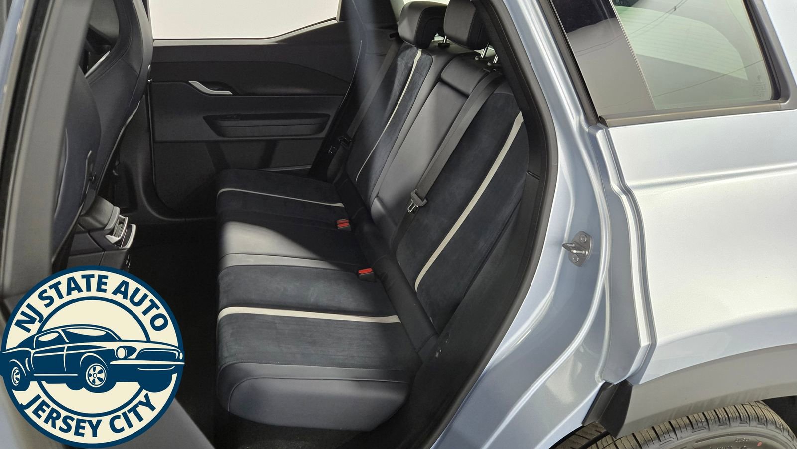 Used 2023 Fisker Ocean One image 25