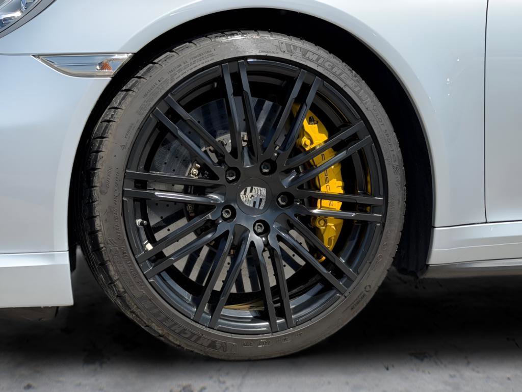 Used 2014 Porsche 911 Turbo image 6