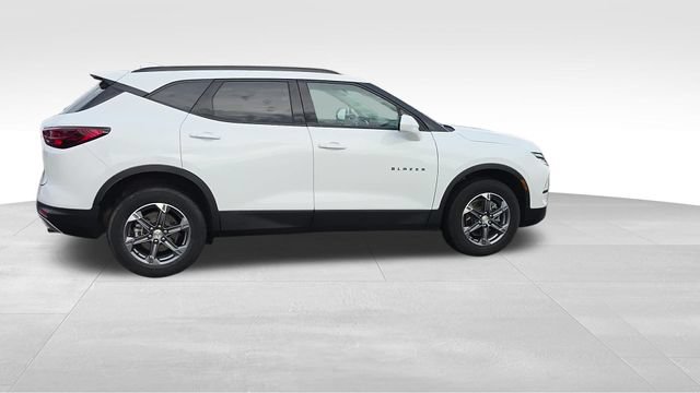 Certified 2024 Chevrolet Blazer LT w/ Convenience Package FWD image 2