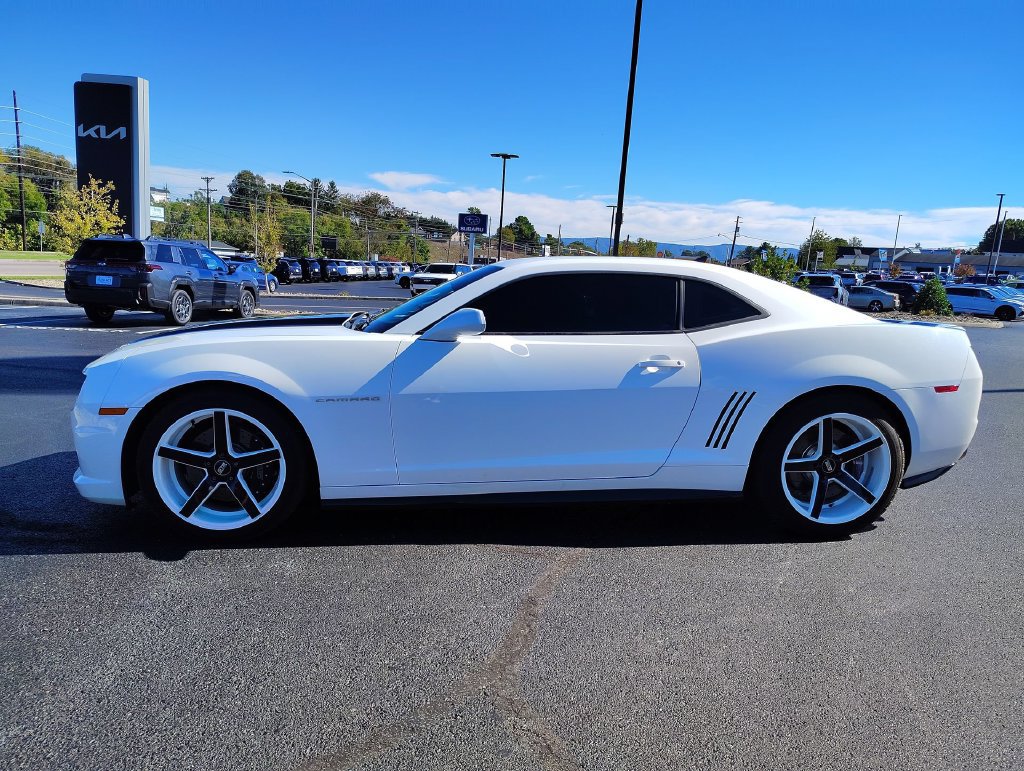 Used 2011 Chevrolet Camaro SS w/ RS Package RWD image 3