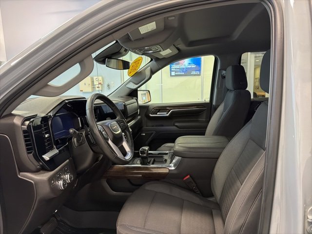 Used 2024 GMC Sierra 1500 Elevation w/ Preferred Package image 13