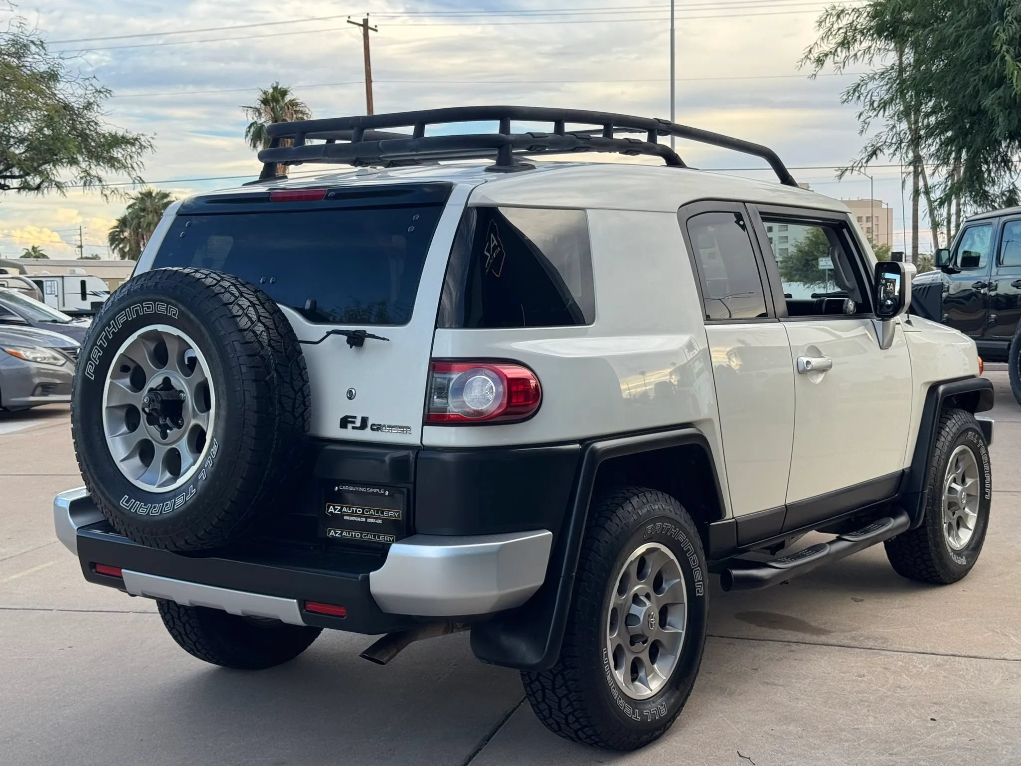 Used 2013 Toyota FJ Cruiser 2WD w/ Convenience Pkg image 5