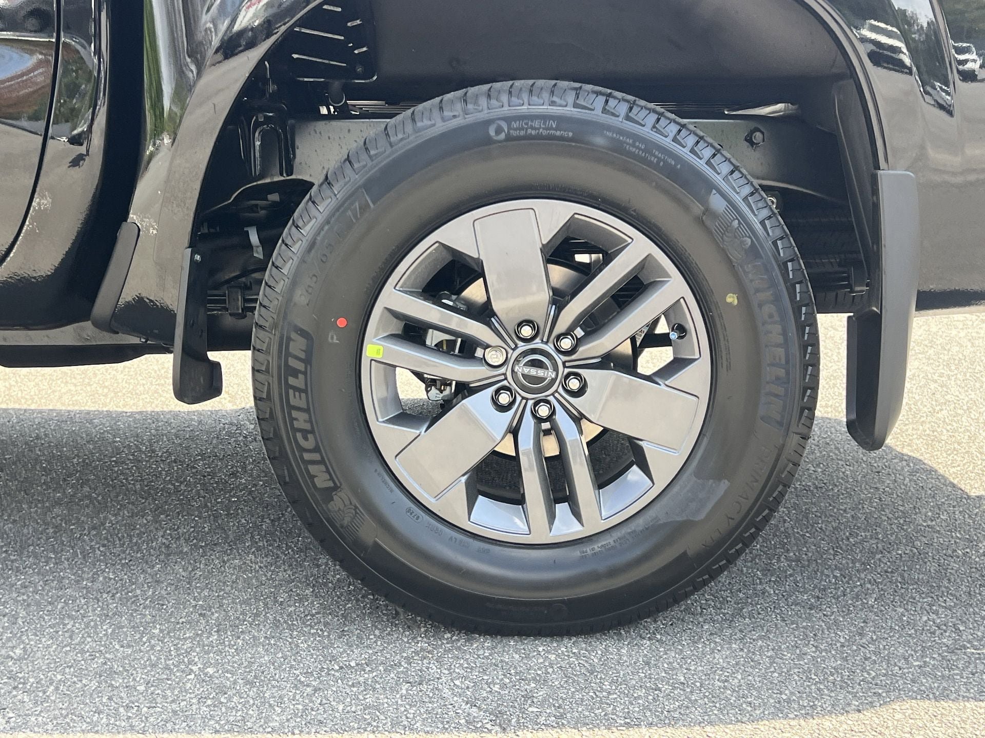 New 2026 Nissan Frontier SV w/ Tow Package AWD/4WD image 25