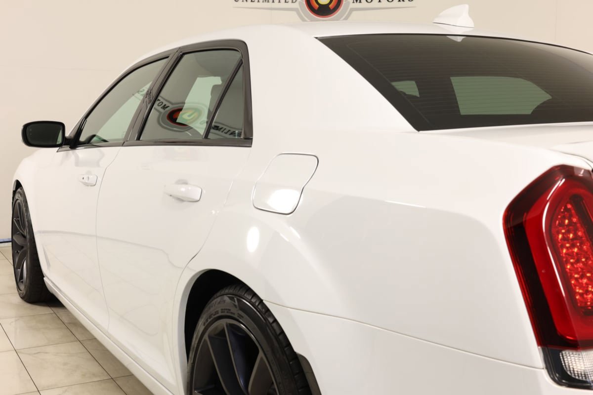 Used 2023 Chrysler 300 C RWD image 44
