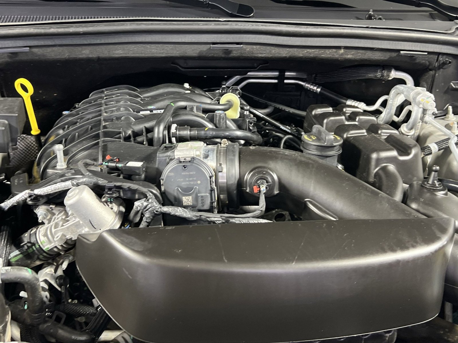 Used 2025 Dodge Durango GT image 30