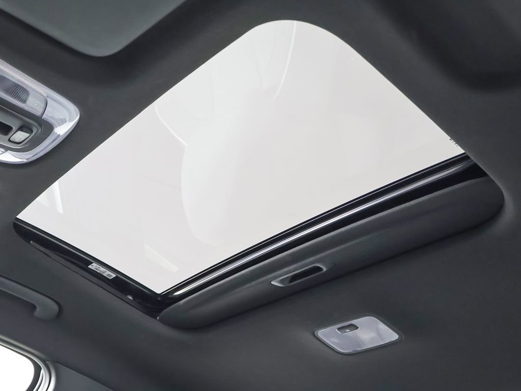 Certified 2025 Hyundai Elantra Limited image 19