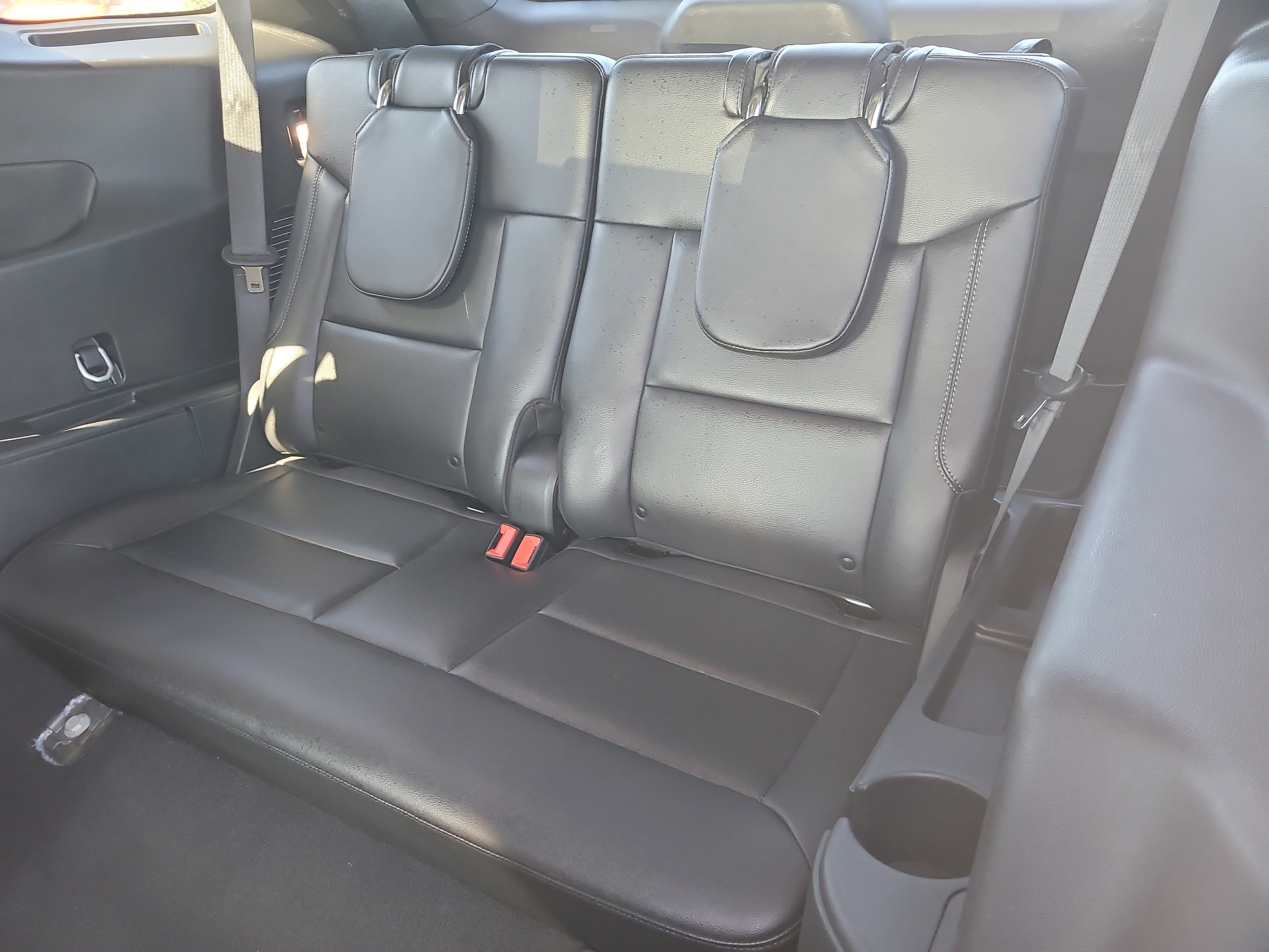 Used 2024 Ford Explorer Limited image 12