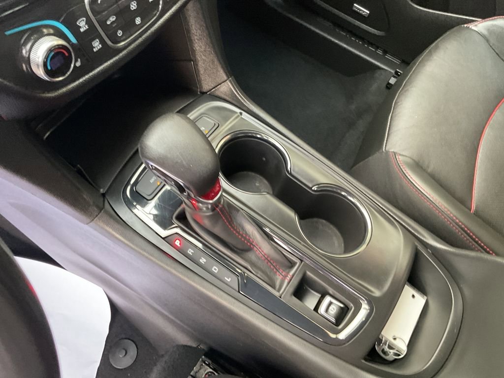 Used 2022 Chevrolet Equinox RS w/ RS Leather Package image 24