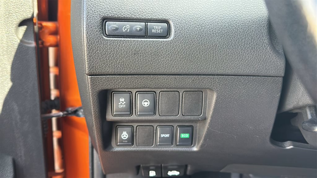 Used 2021 Nissan Rogue Sport SL w/ Premium Package FWD image 22