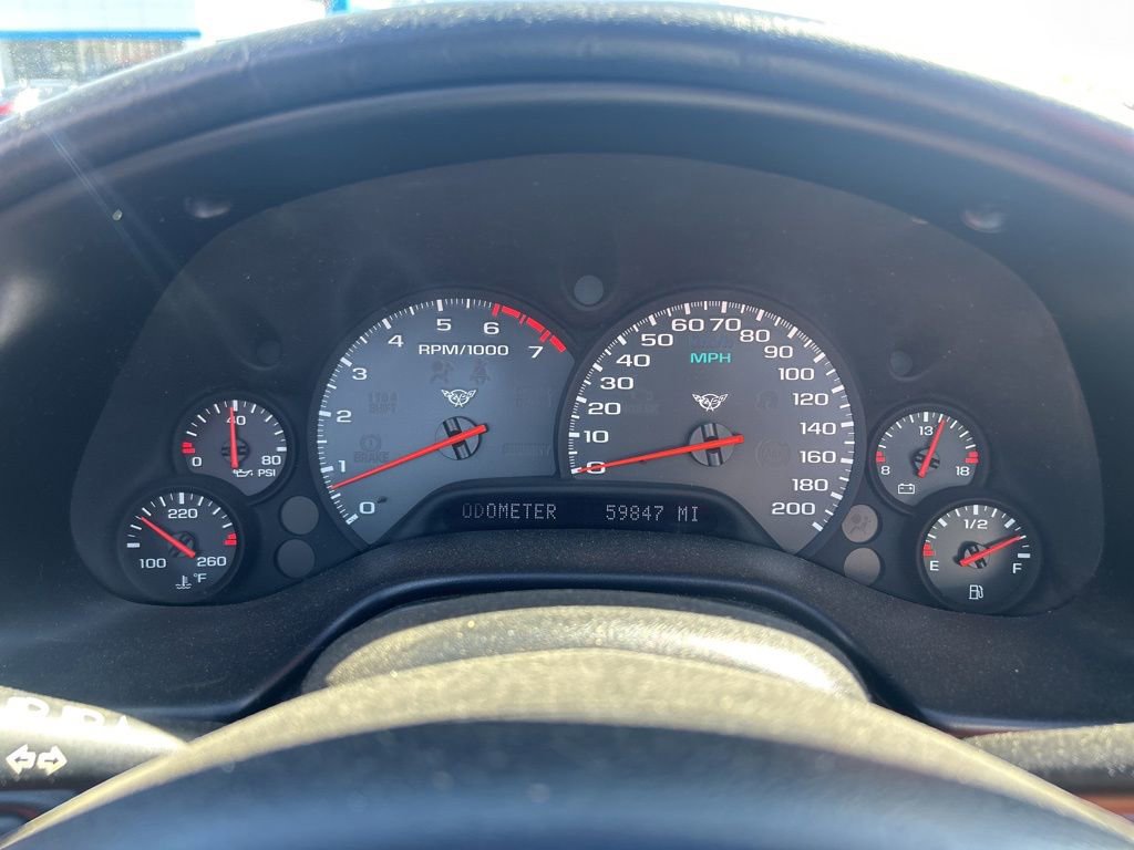 Used 2000 Chevrolet Corvette Convertible w/ Memory Pkg RWD image 19