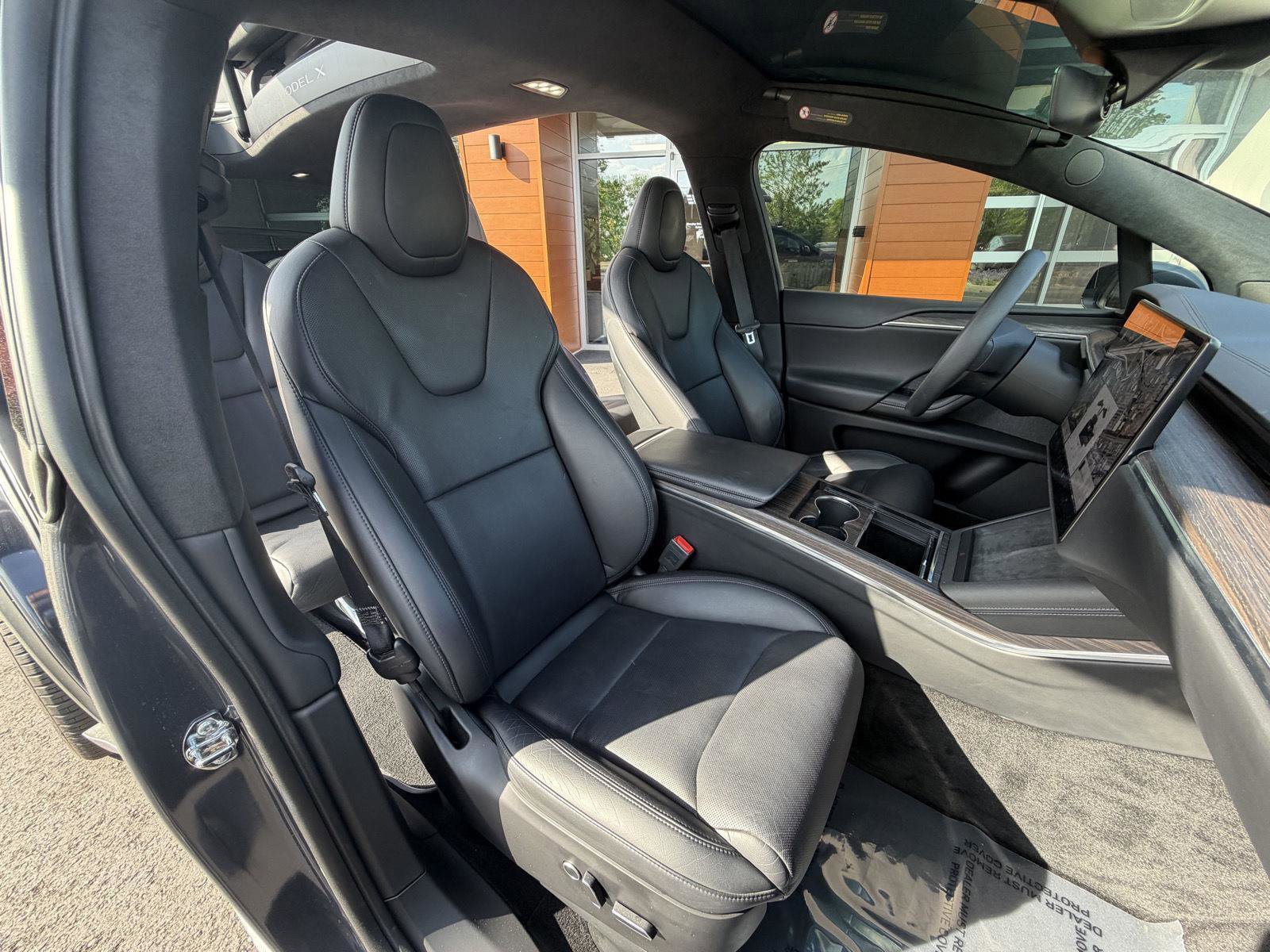 Used 2022 Tesla Model X AWD/4WD image 18