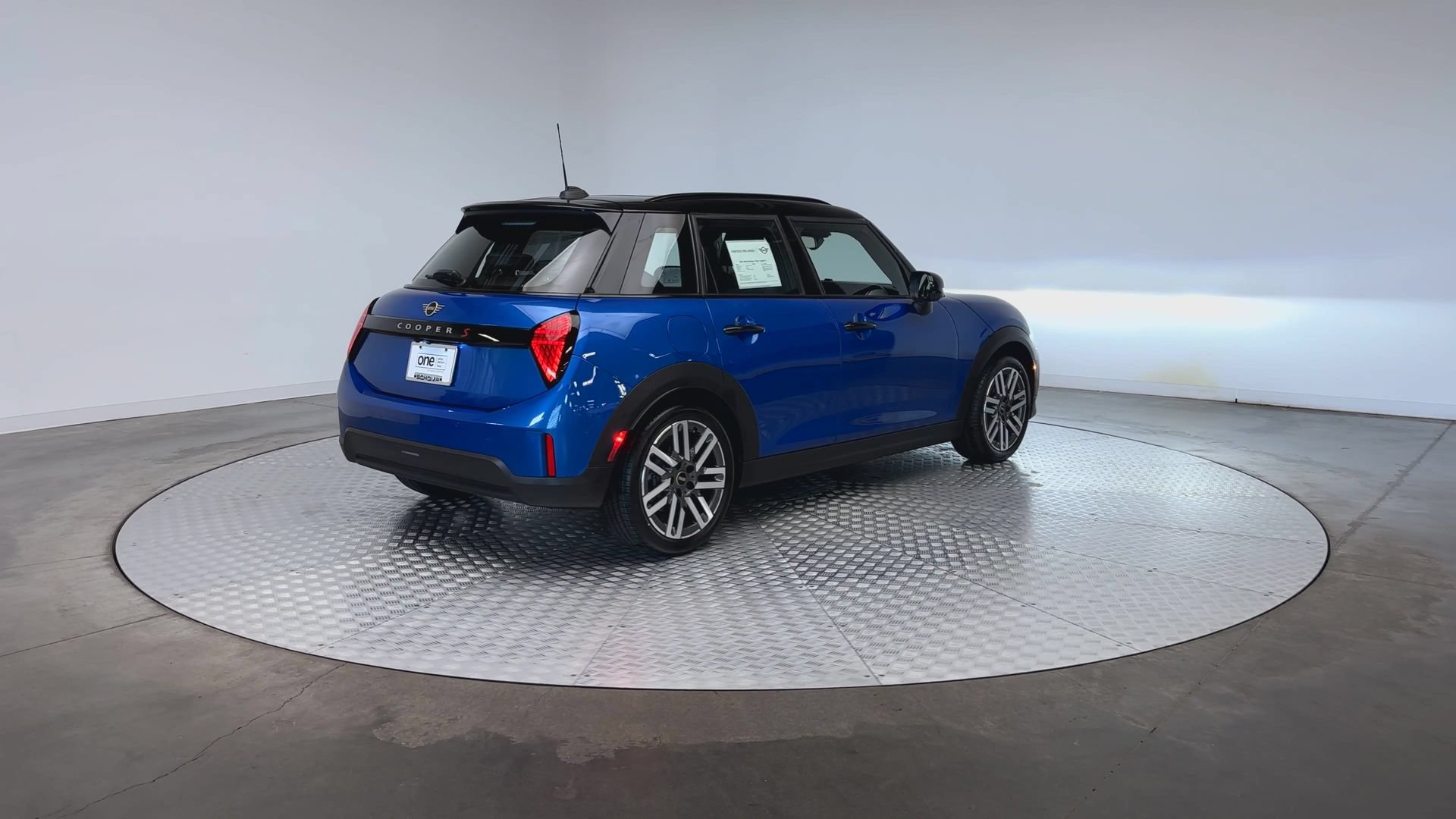 Used 2026 MINI Cooper S FWD image 8