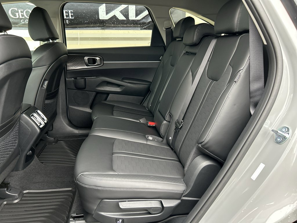 New 2026 Kia Sorento EX image 12