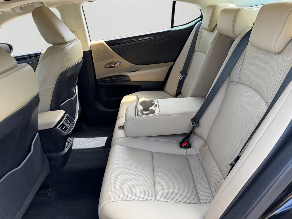 Used 2021 Lexus ES 350 w/ Premium Package FWD image 10
