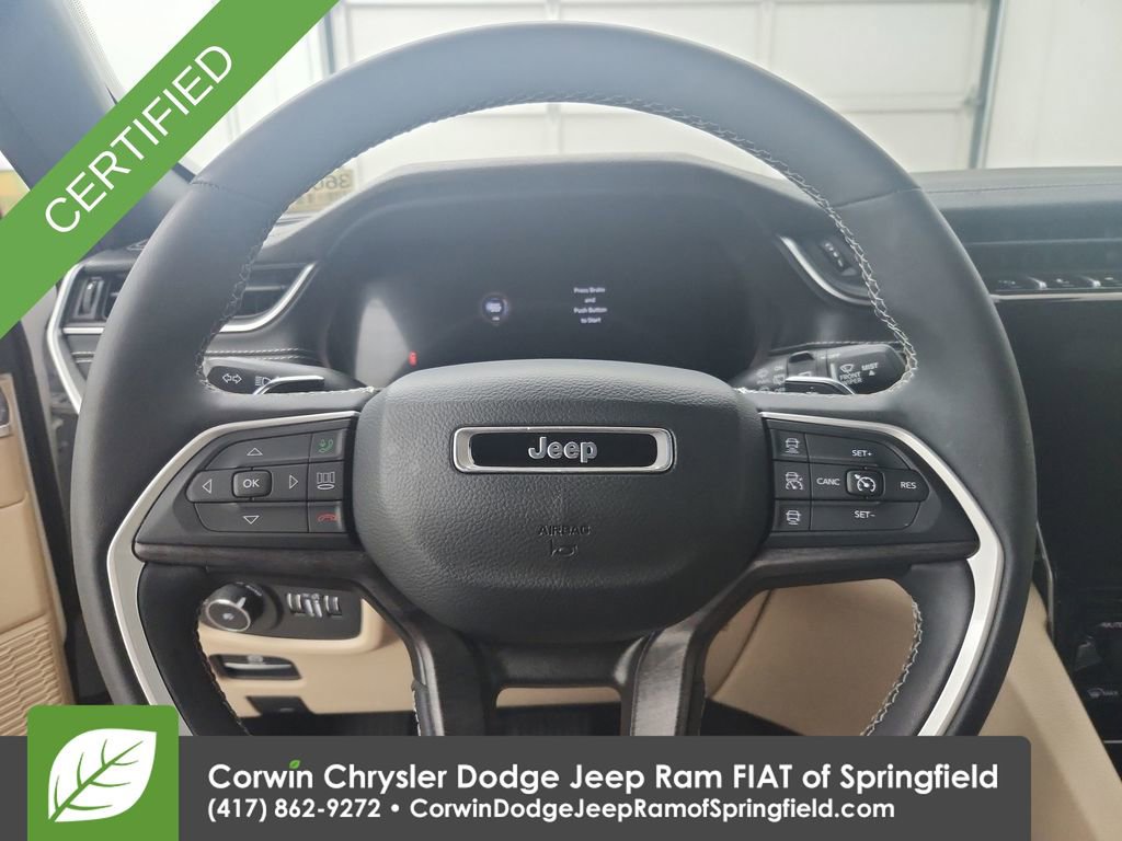 Used 2023 Jeep Grand Cherokee Limited AWD/4WD image 21