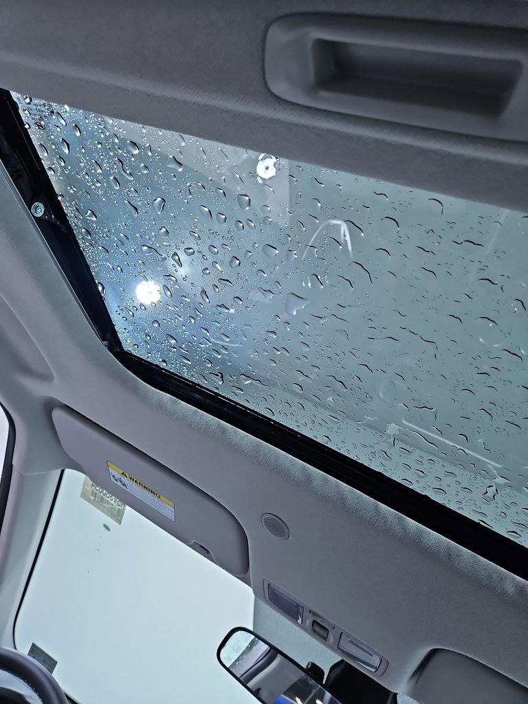 New 2025 Hyundai Venue SEL image 21