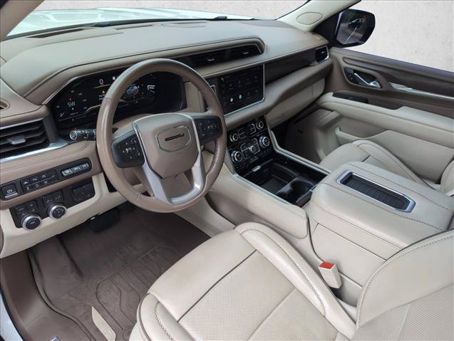Used 2022 GMC Yukon Denali w/ Max Trailering Package AWD/4WD image 10