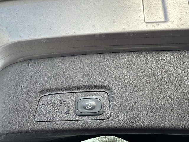 Used 2018 Lincoln MKC Reserve image 17