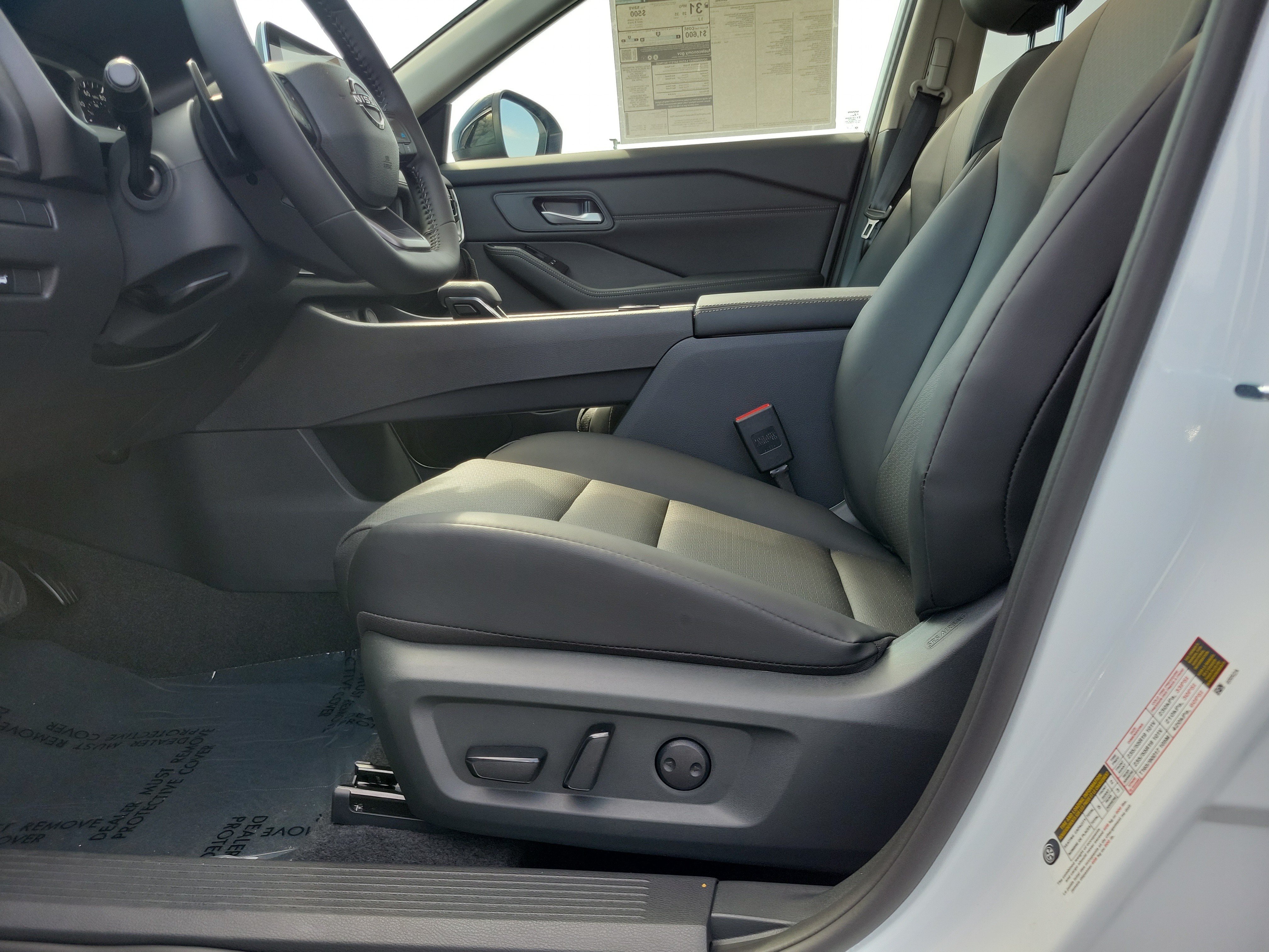 New 2026 Nissan Rogue Dark Armor AWD/4WD image 16