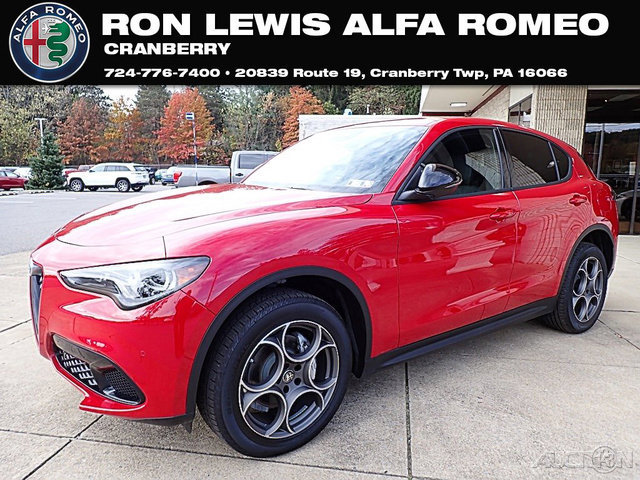 New 2025 Alfa Romeo Stelvio Sprint w/ Convenience Package AWD/4WD image 1