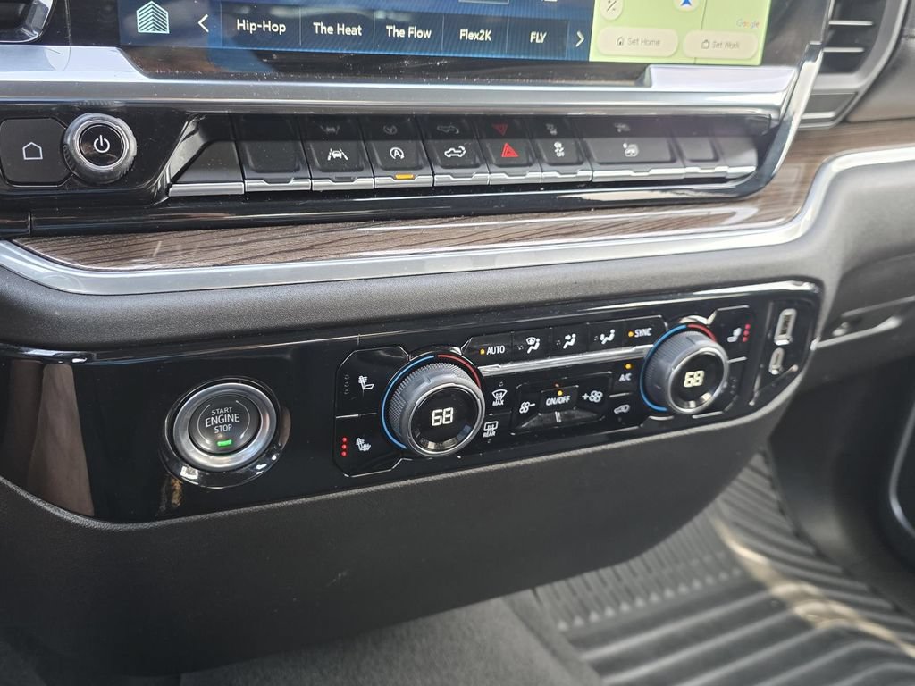 Used 2024 Chevrolet Silverado 1500 RST AWD/4WD image 18