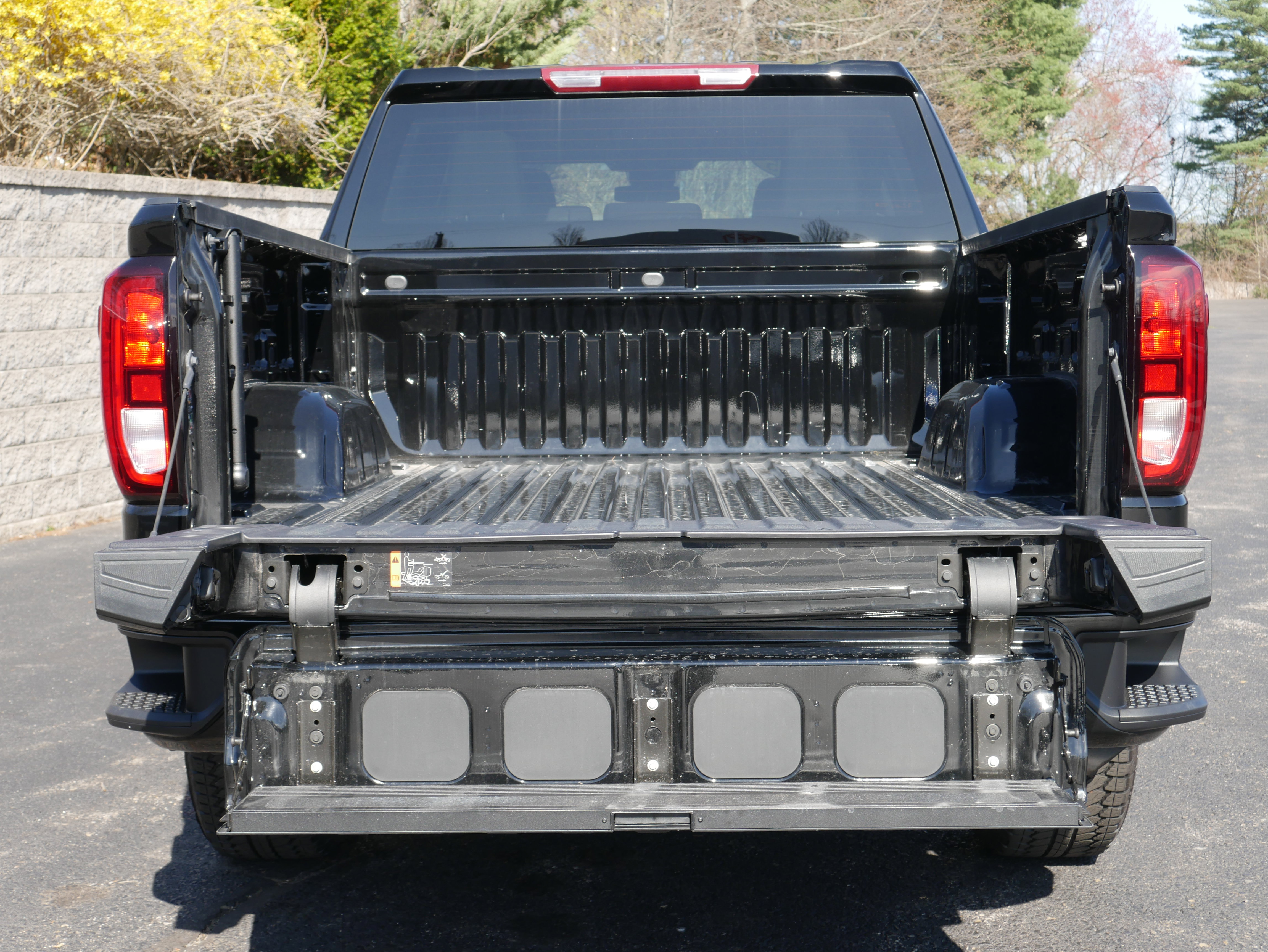 Certified 2025 GMC Sierra 1500 Elevation image 6