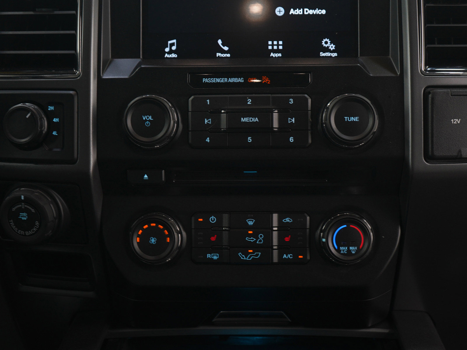 Used 2018 Ford F150 XLT w/ Equipment Group 302A Luxury AWD/4WD image 16