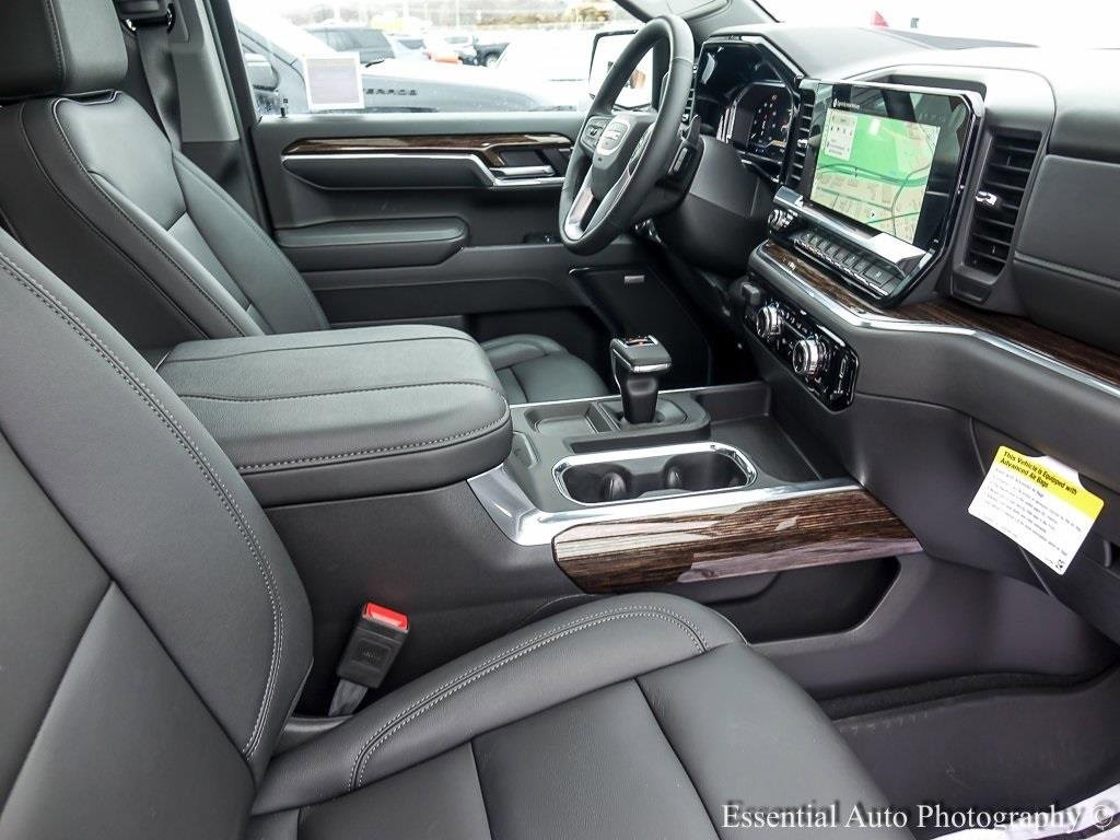 Used 2025 GMC Sierra 1500 Elevation w/ Elevation Premium Package image 30