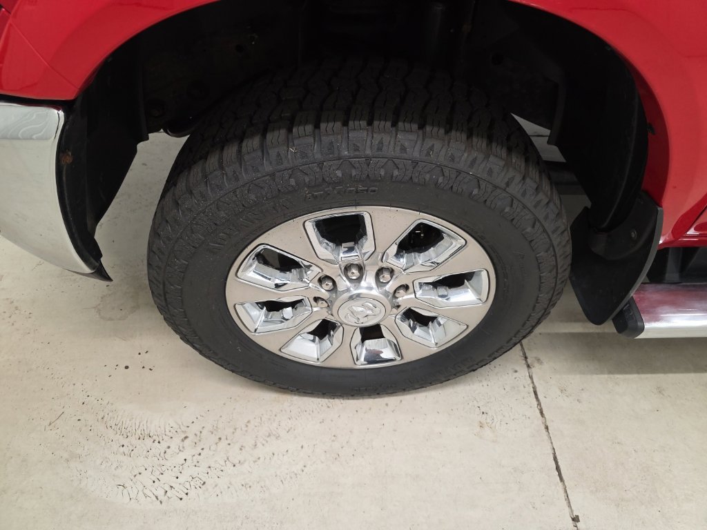 Used 2018 RAM 2500 Laramie w/ Snow Chief Group AWD/4WD image 2
