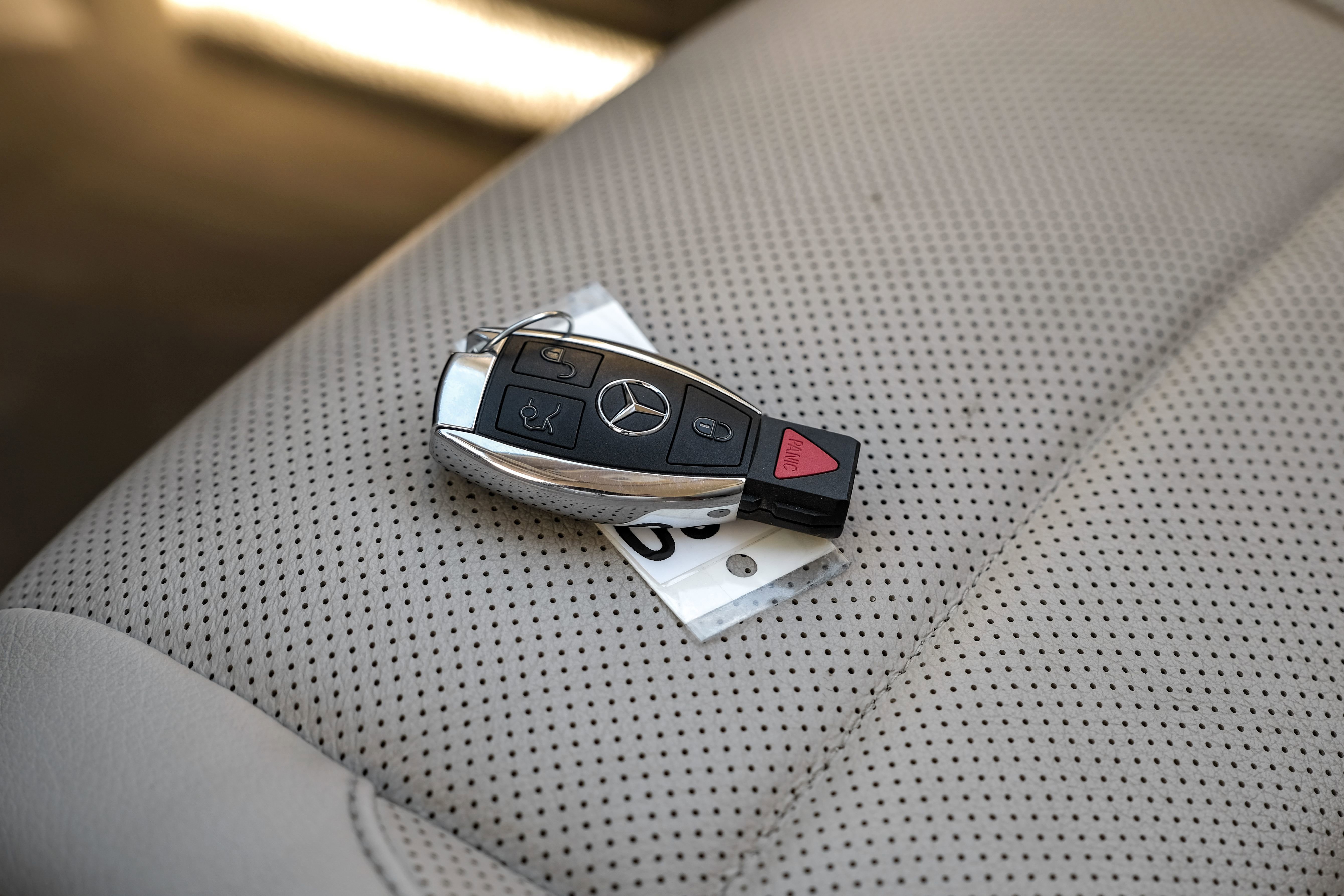 Used 2014 Mercedes-Benz E 550 Cabriolet w/ Premium 1 Package image 44