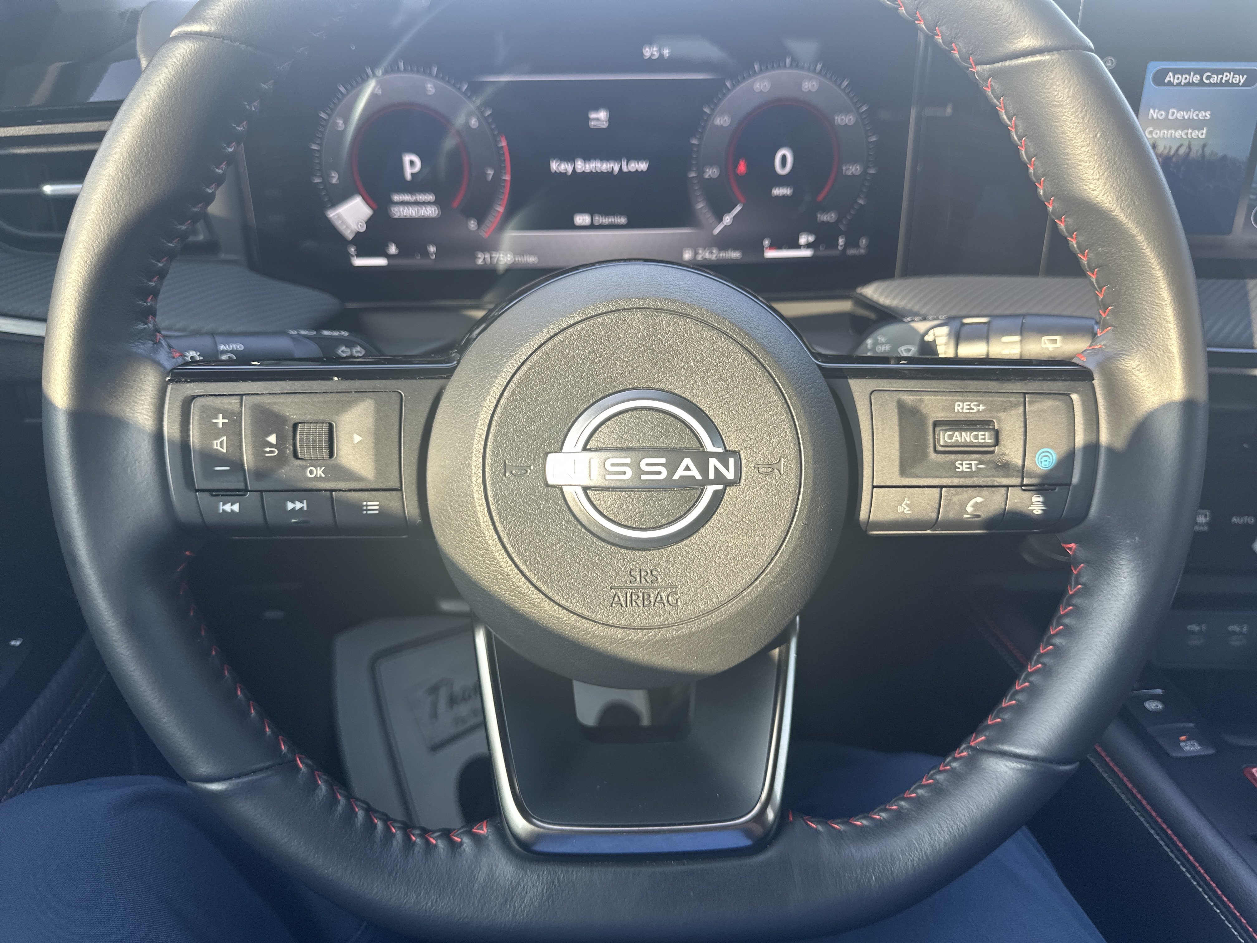 Certified 2025 Nissan Kicks SR FWD image 21