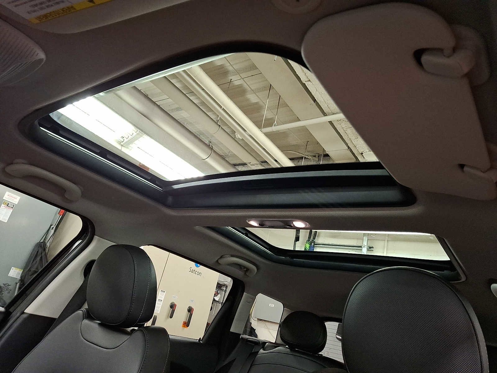 Used 2017 MINI Cooper Clubman S image 11