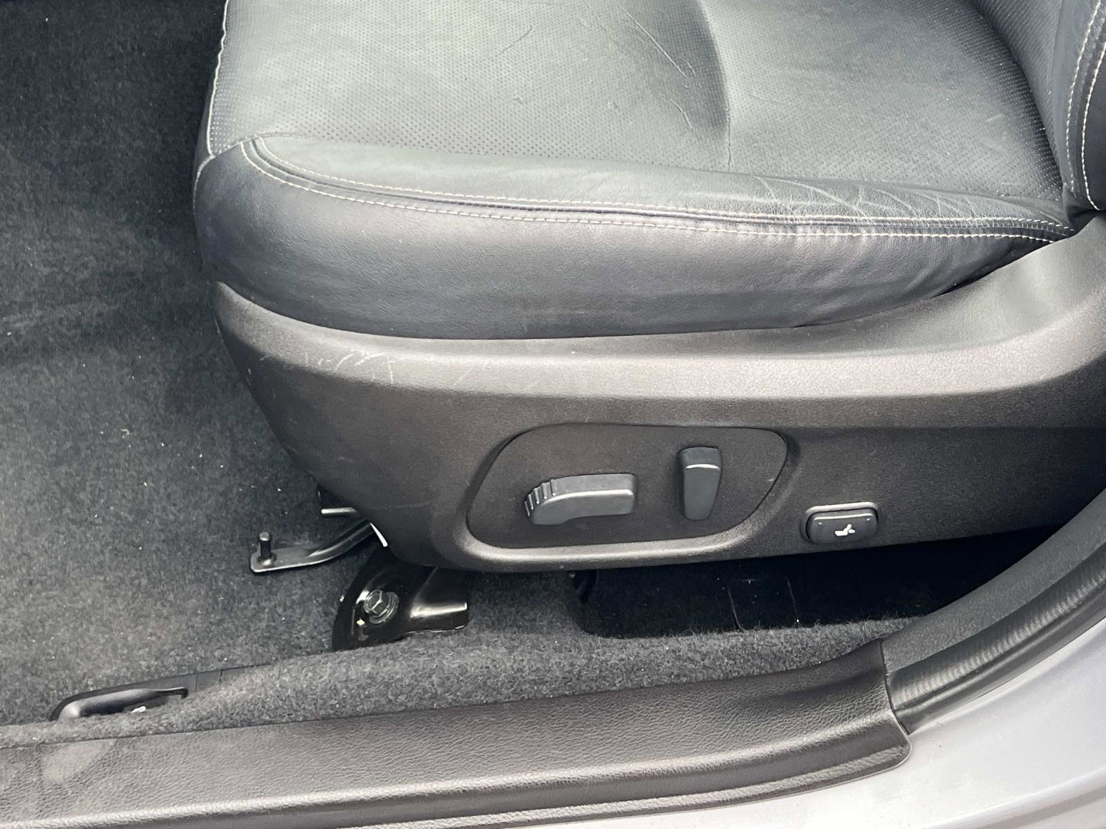 Used 2016 Subaru Forester 2.5i Limited image 17