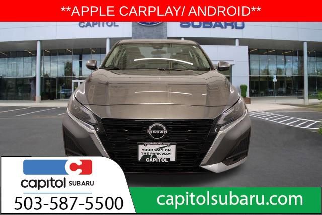 Used 2024 Nissan Altima 2.5 SV w/ SV Premium Package image 8