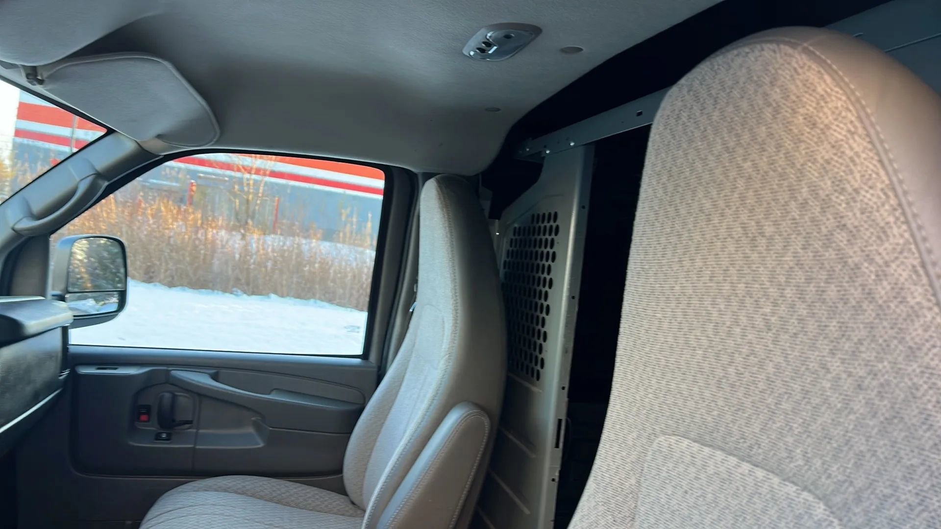 Used 2013 GMC Savana 2500 w/ Power Package image 10