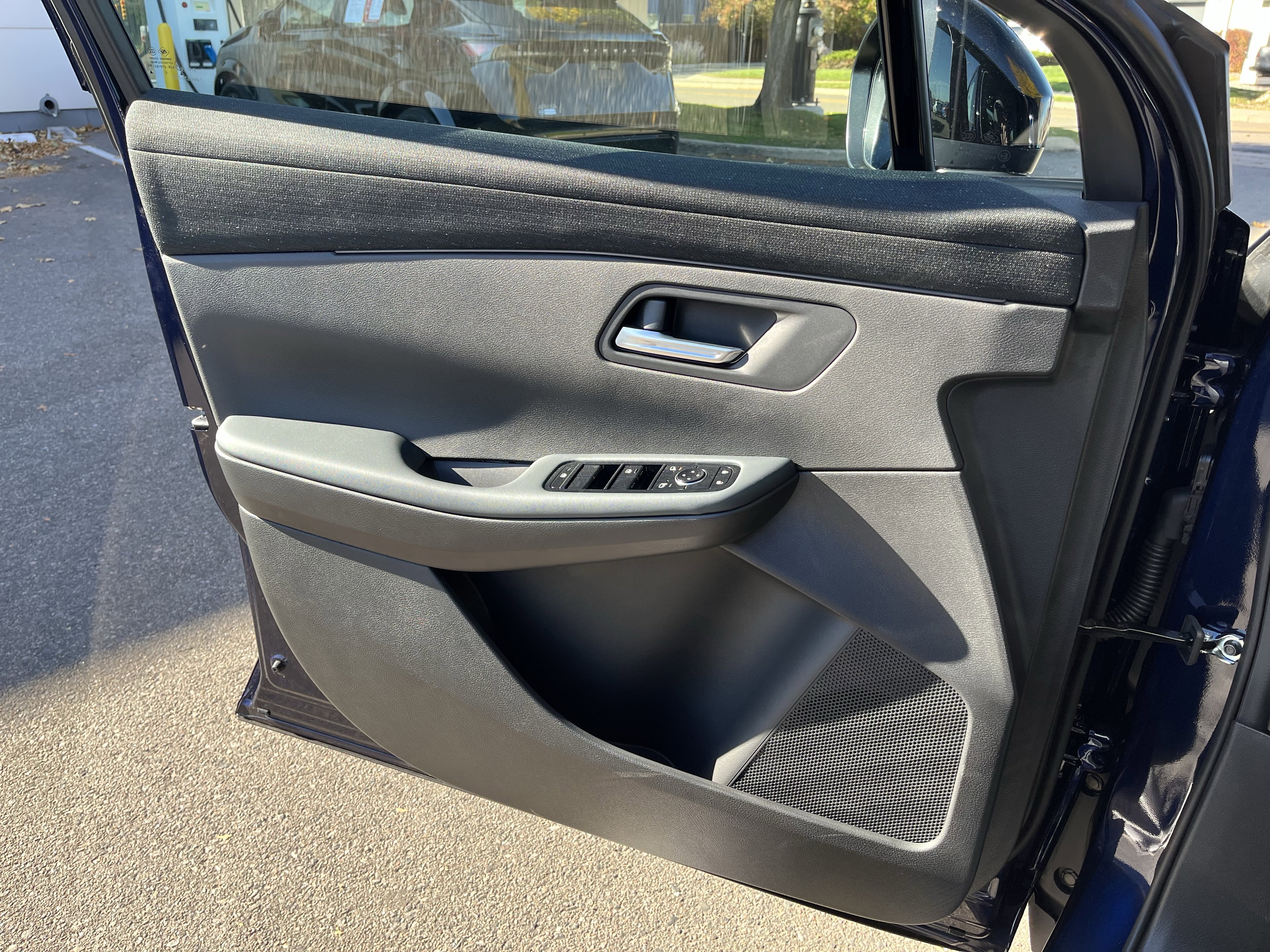 New 2026 Nissan Leaf SV+ image 11