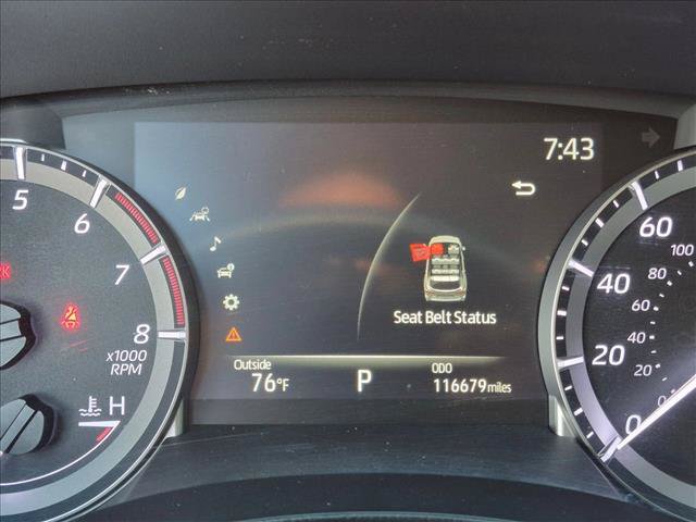 Used 2023 Toyota Highlander LE FWD image 10