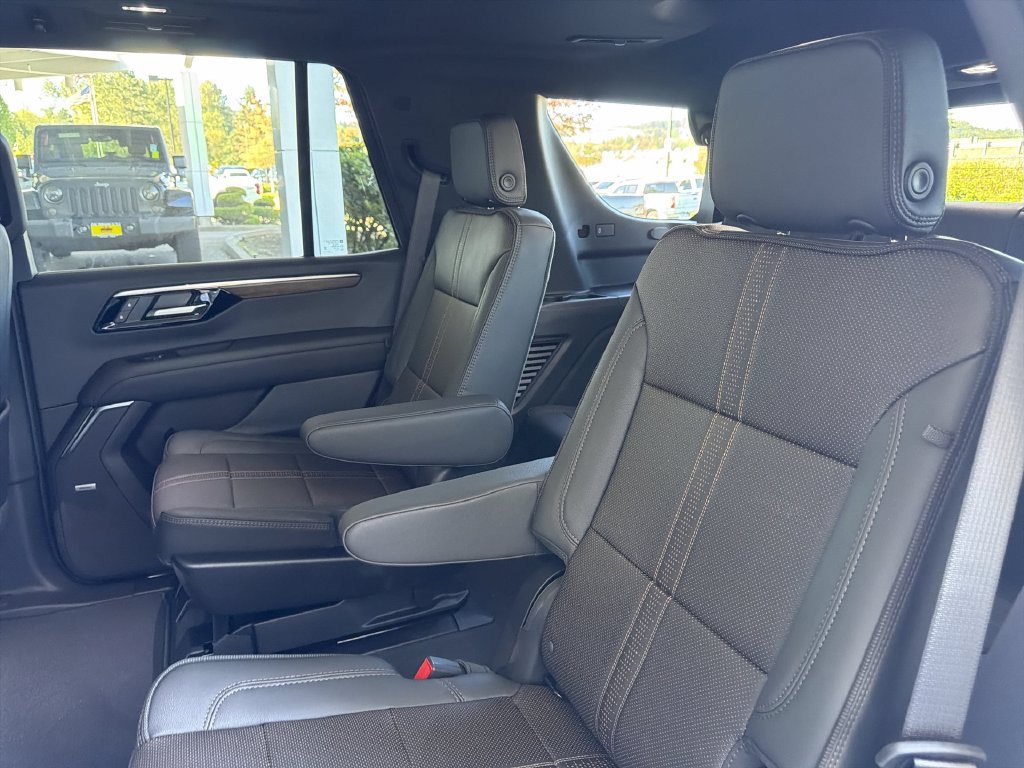 New 2026 Chevrolet Tahoe High Country w/ Sun And Tow Package AWD/4WD image 28