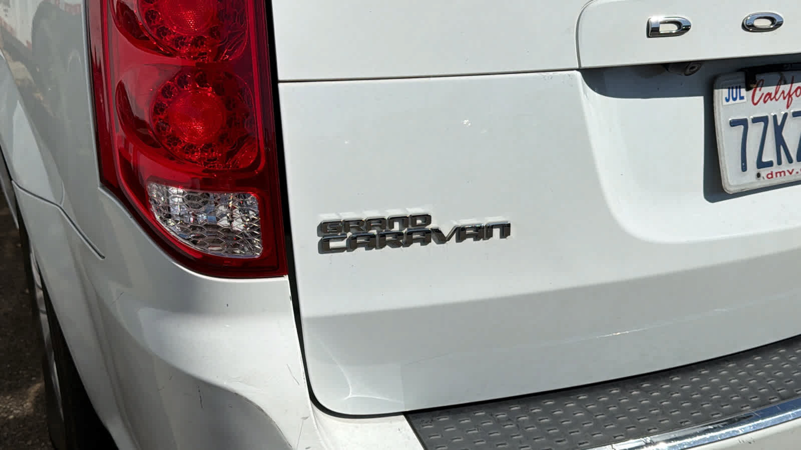 Used 2014 Dodge Grand Caravan SXT FWD image 8