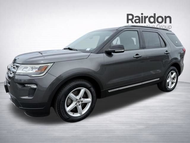 Used 2018 Ford Explorer XLT w/ Equipment Group 201A FWD image 3