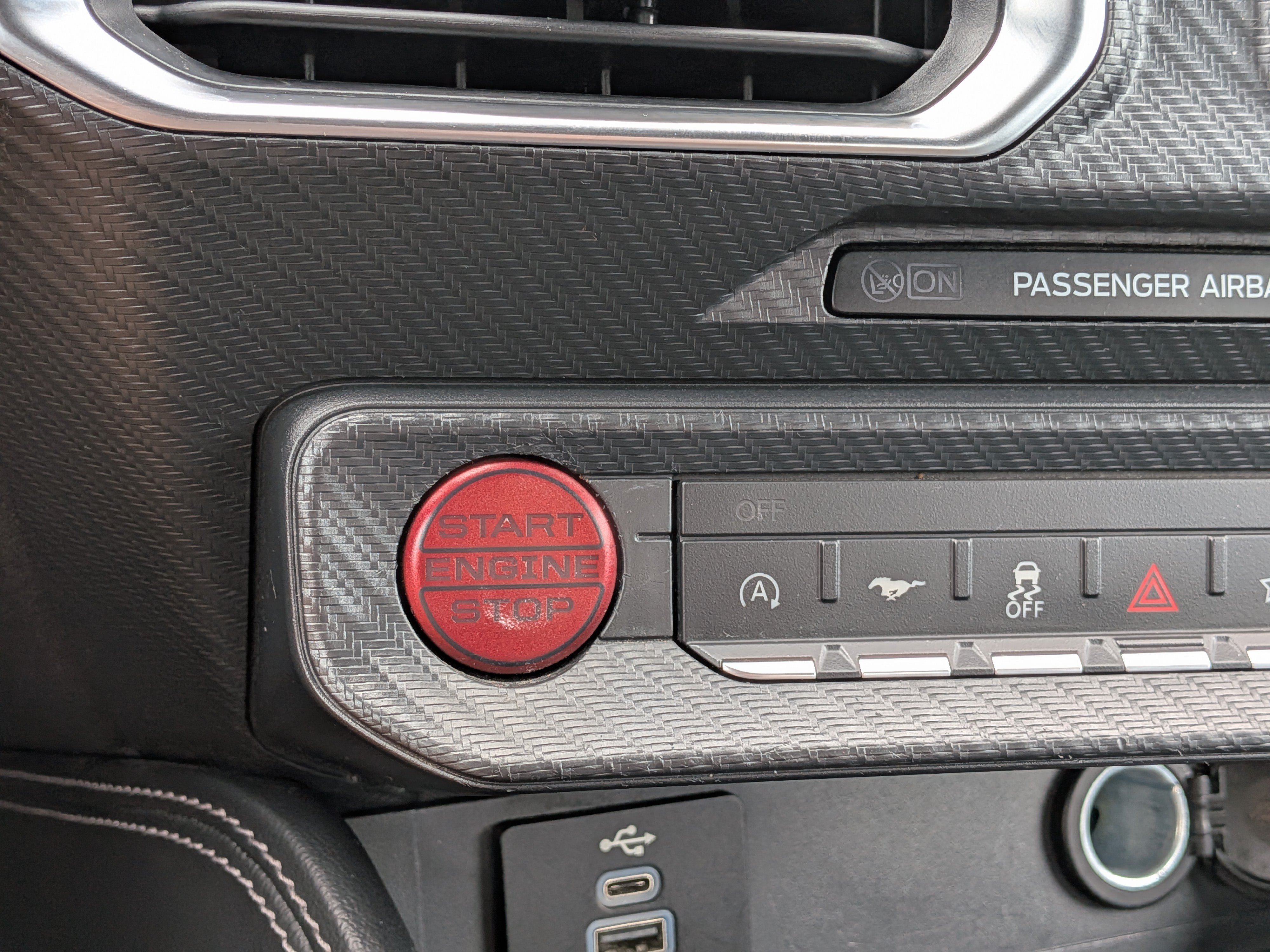 Used 2024 Ford Mustang Premium RWD image 28