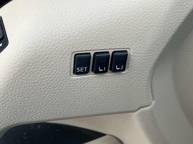 Used 2020 Nissan Rogue SL image 19