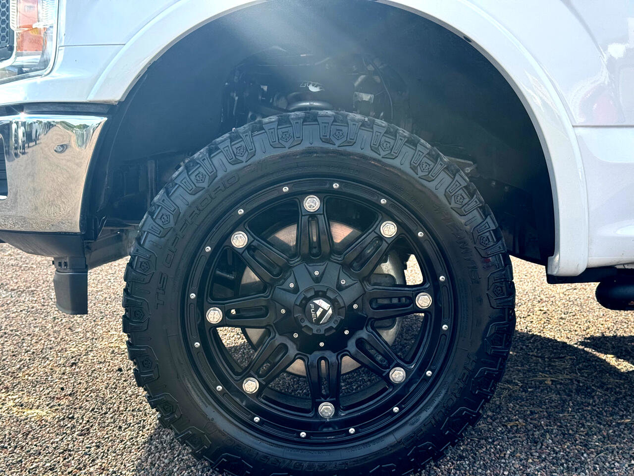 Used 2019 Ford F150 Lariat image 41