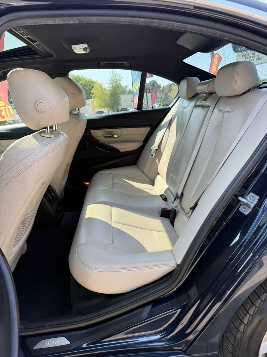 Used 2015 BMW 335i xDrive Sedan AWD/4WD image 12