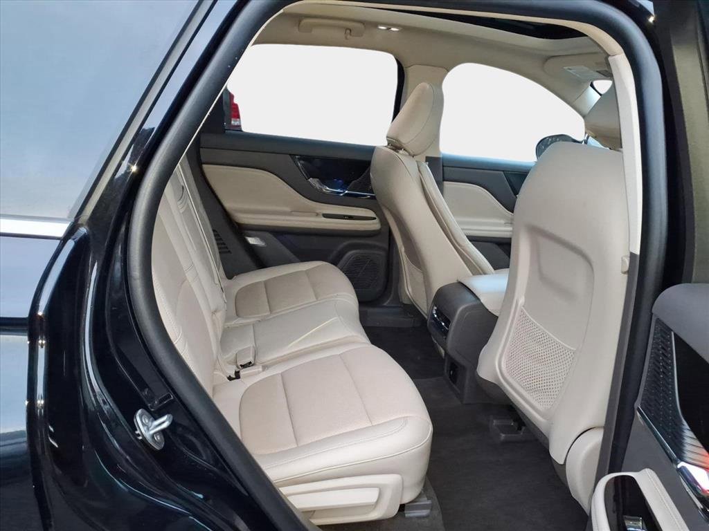 Used 2022 Lincoln Corsair Grand Touring image 16